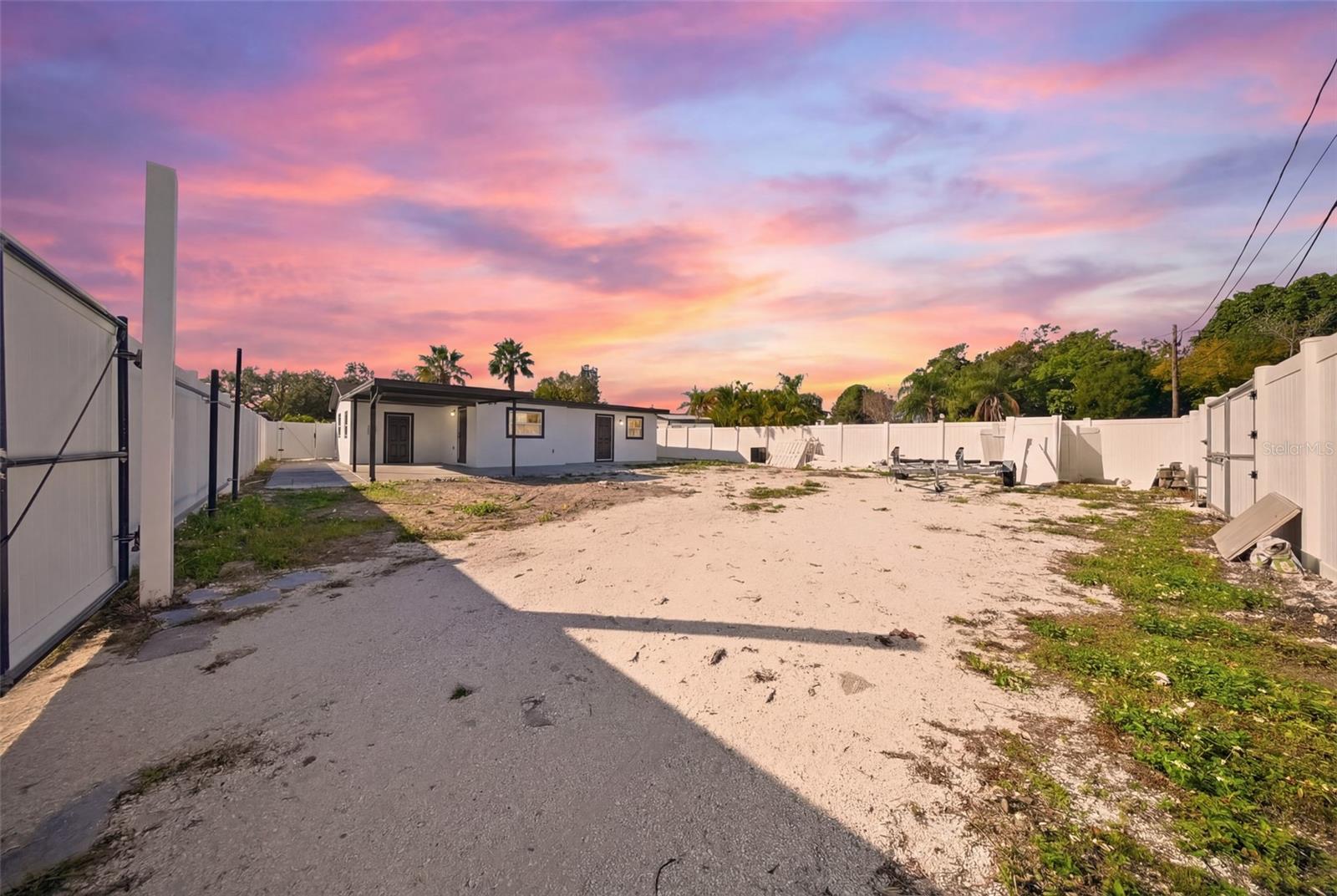 Image 37 of 56 For 4701 72nd Avenue N