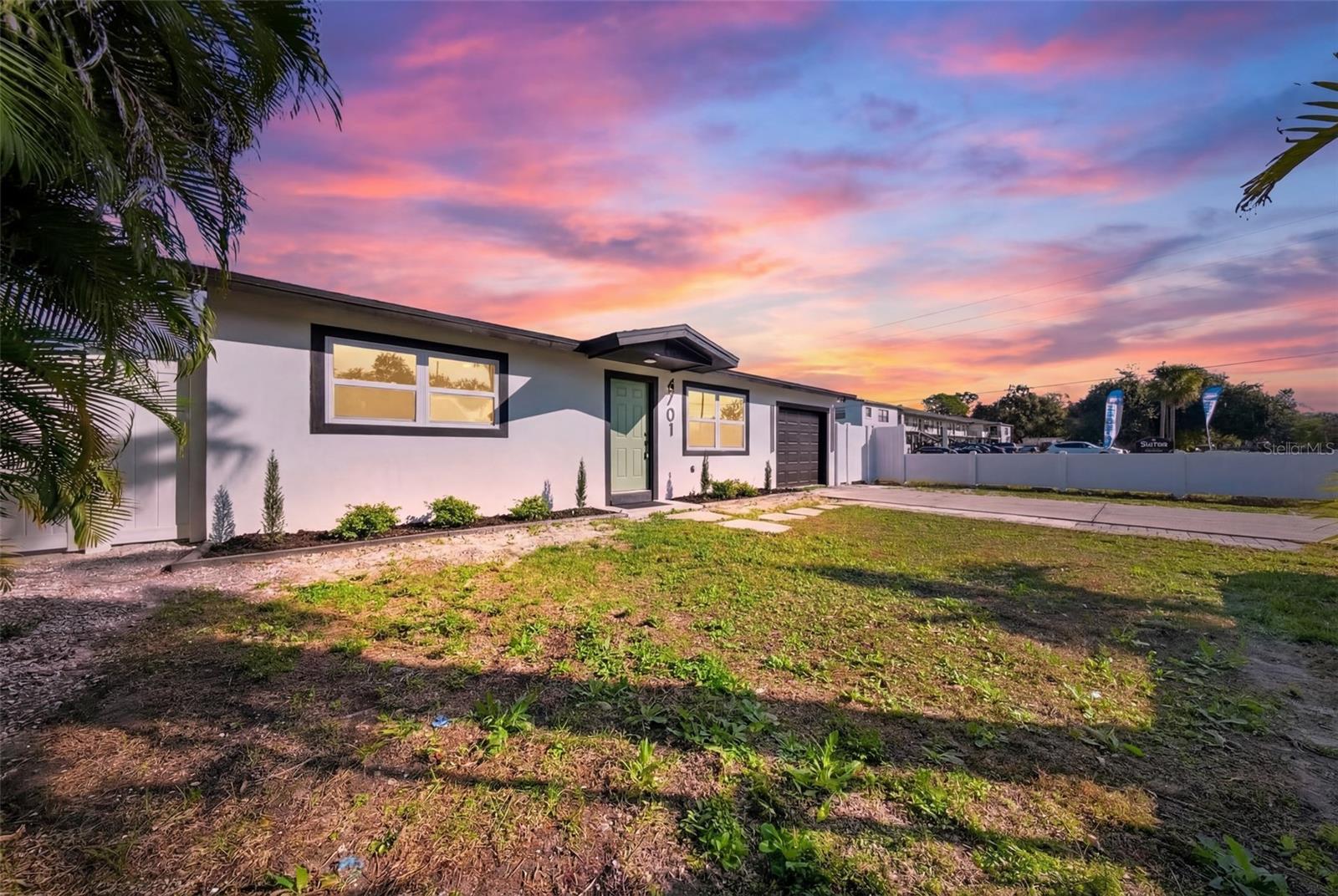 Image 7 of 56 For 4701 72nd Avenue N