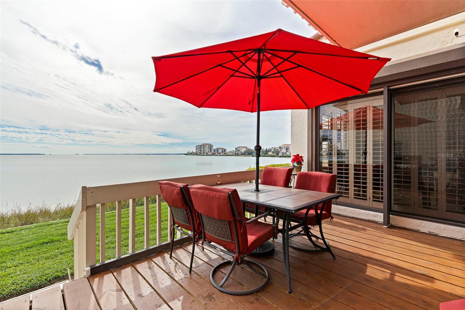 Image 21 of 27 For 5668 Escondida Boulevard S