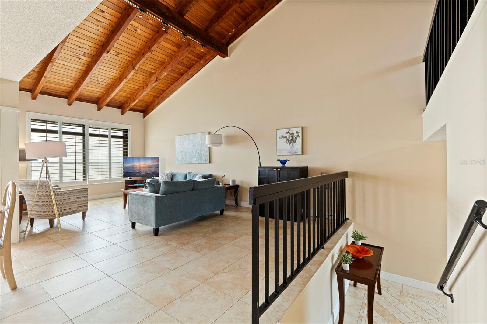 Image 6 of 27 For 5668 Escondida Boulevard S