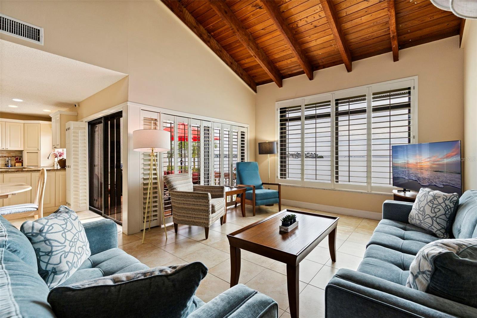 Image 7 of 27 For 5668 Escondida Boulevard S