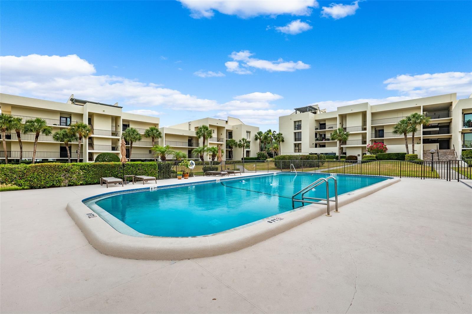 Listing photo id 80 for 50 Coe Road 331