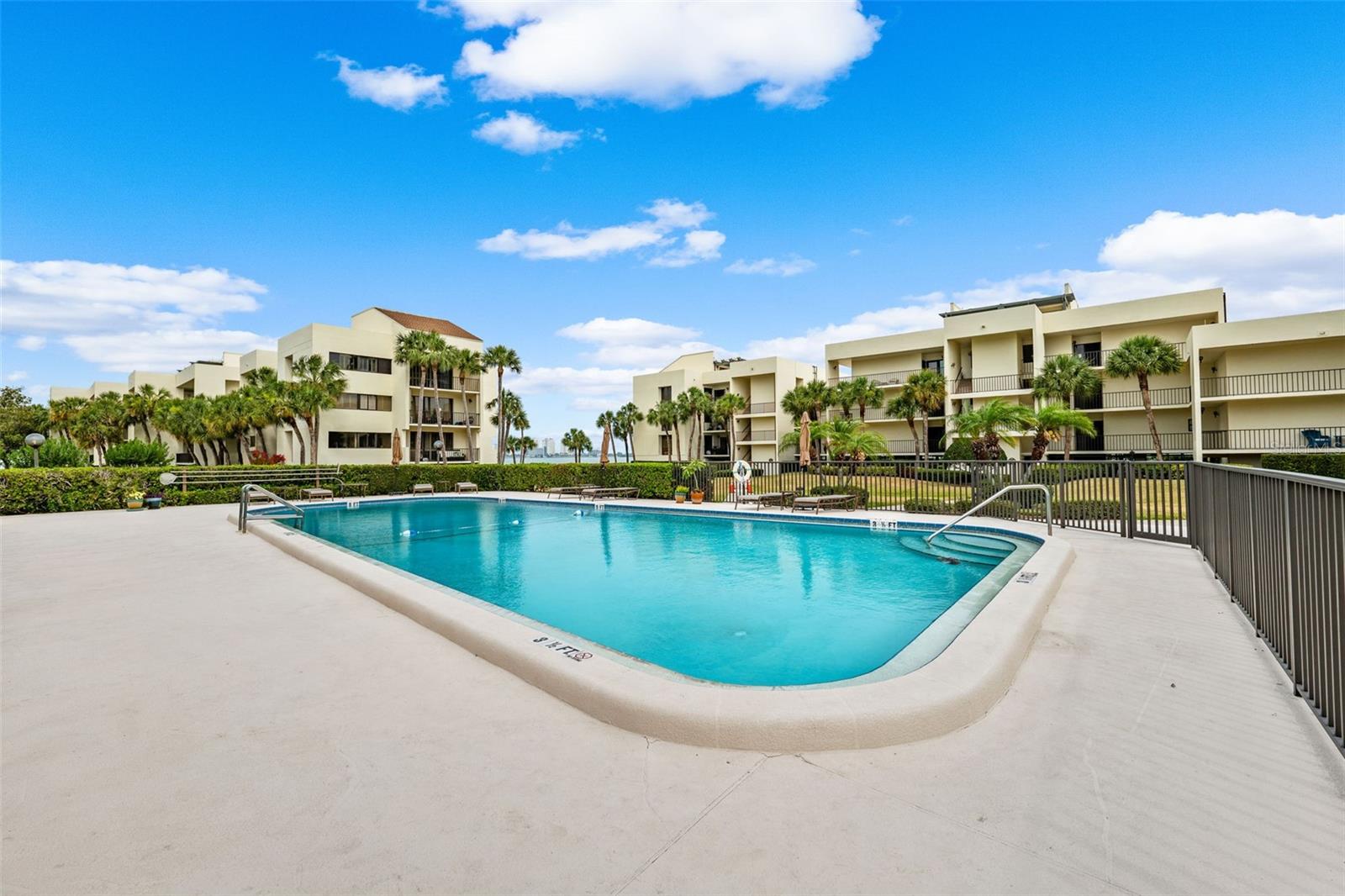 Listing photo id 81 for 50 Coe Road 331