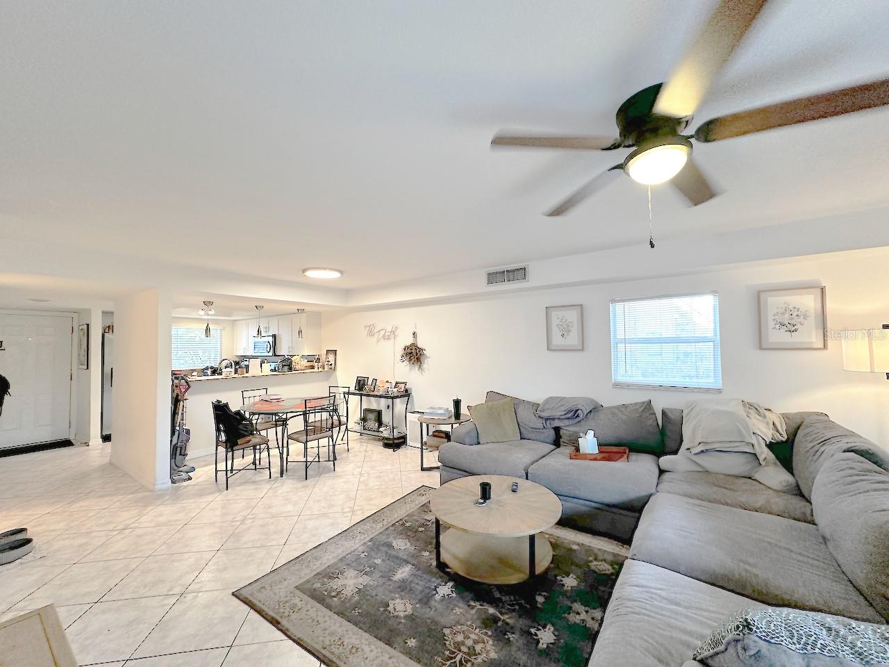 Image 32 of 42 For 1713 Azalea Court A