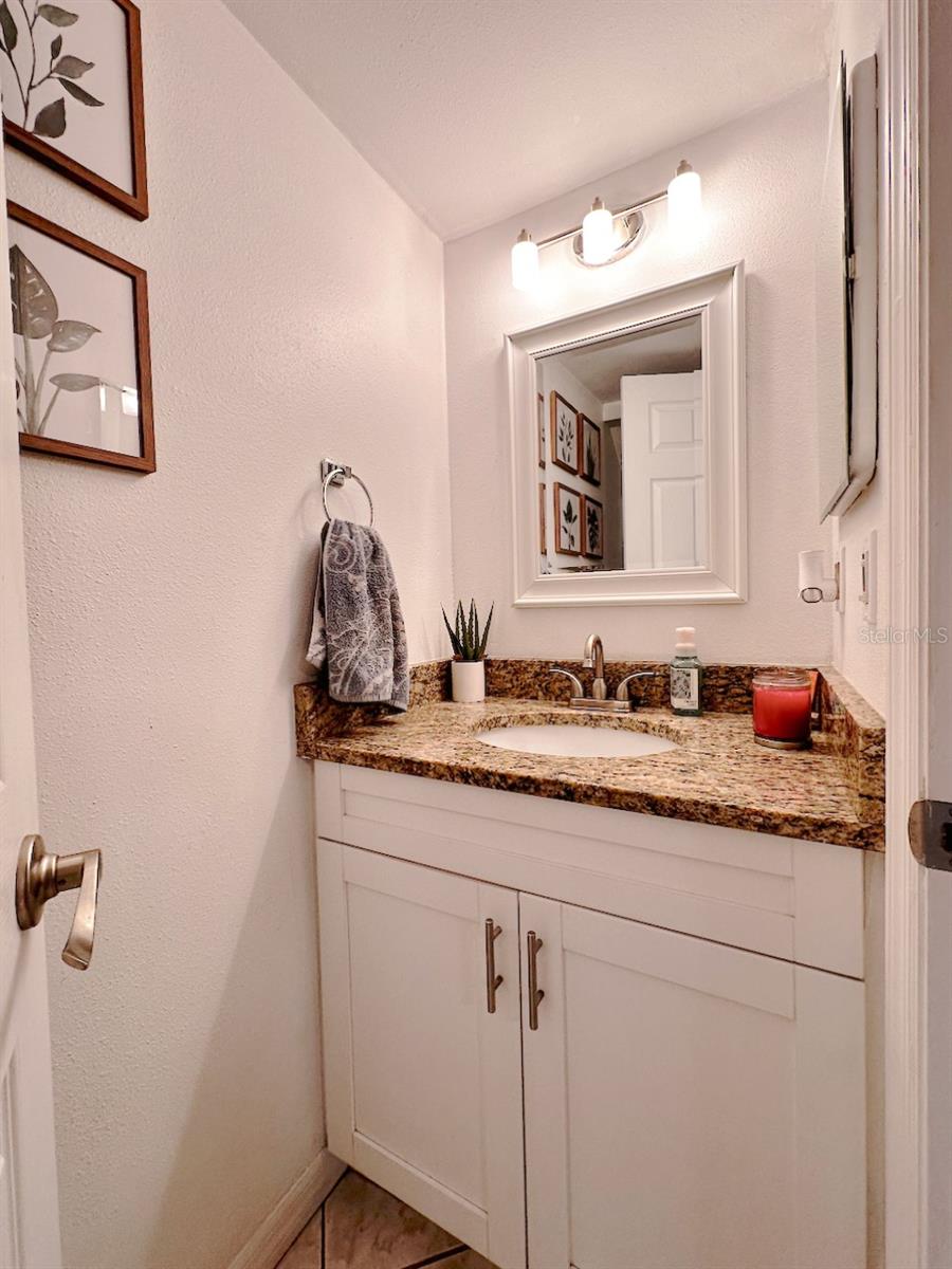 Image 34 of 42 For 1713 Azalea Court A