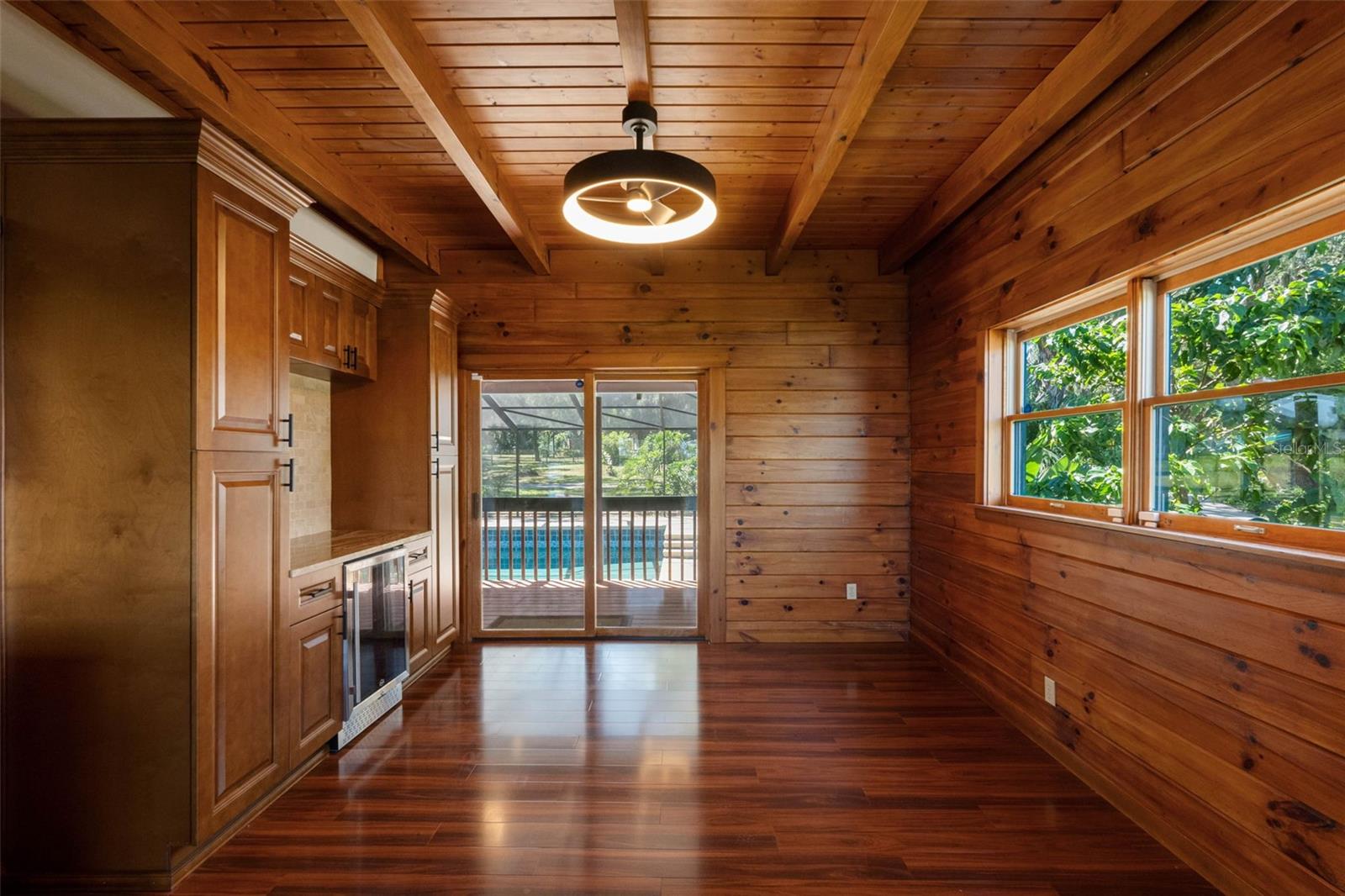 Image 10 of 68 For 11401 Thonotosassa Road