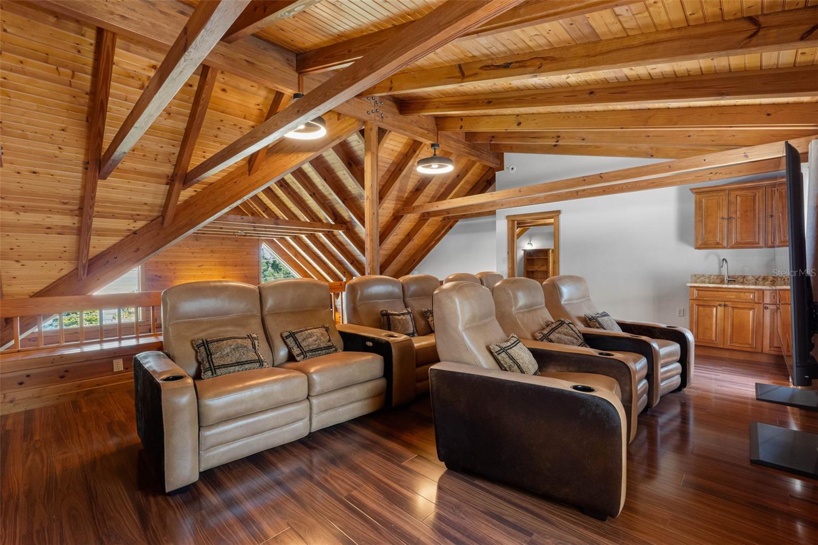 Image 25 of 68 For 11401 Thonotosassa Road