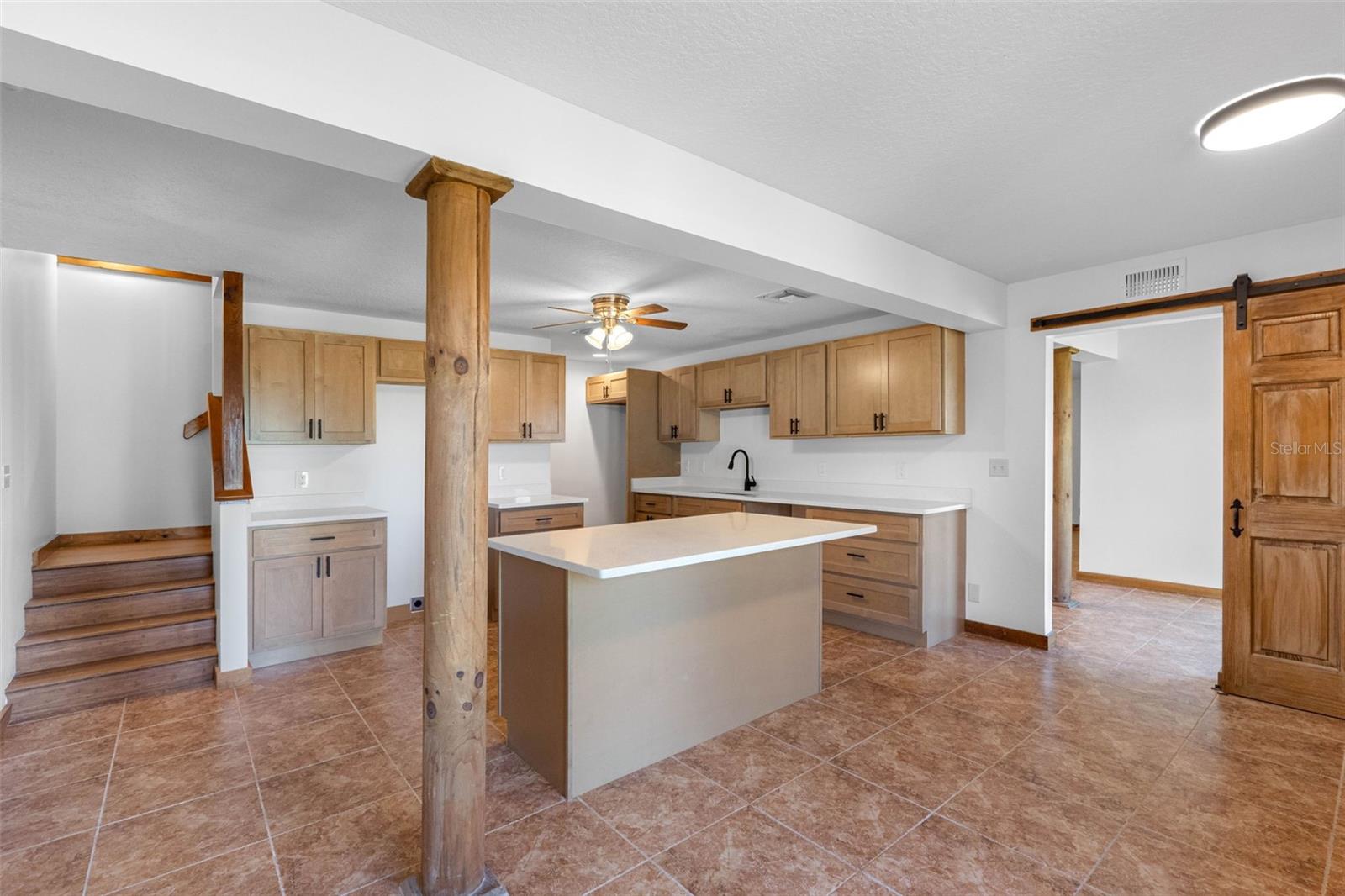 Image 33 of 68 For 11401 Thonotosassa Road