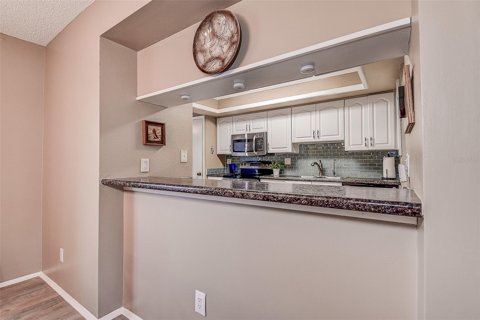 Image 15 of 40 For 140 Dale Place