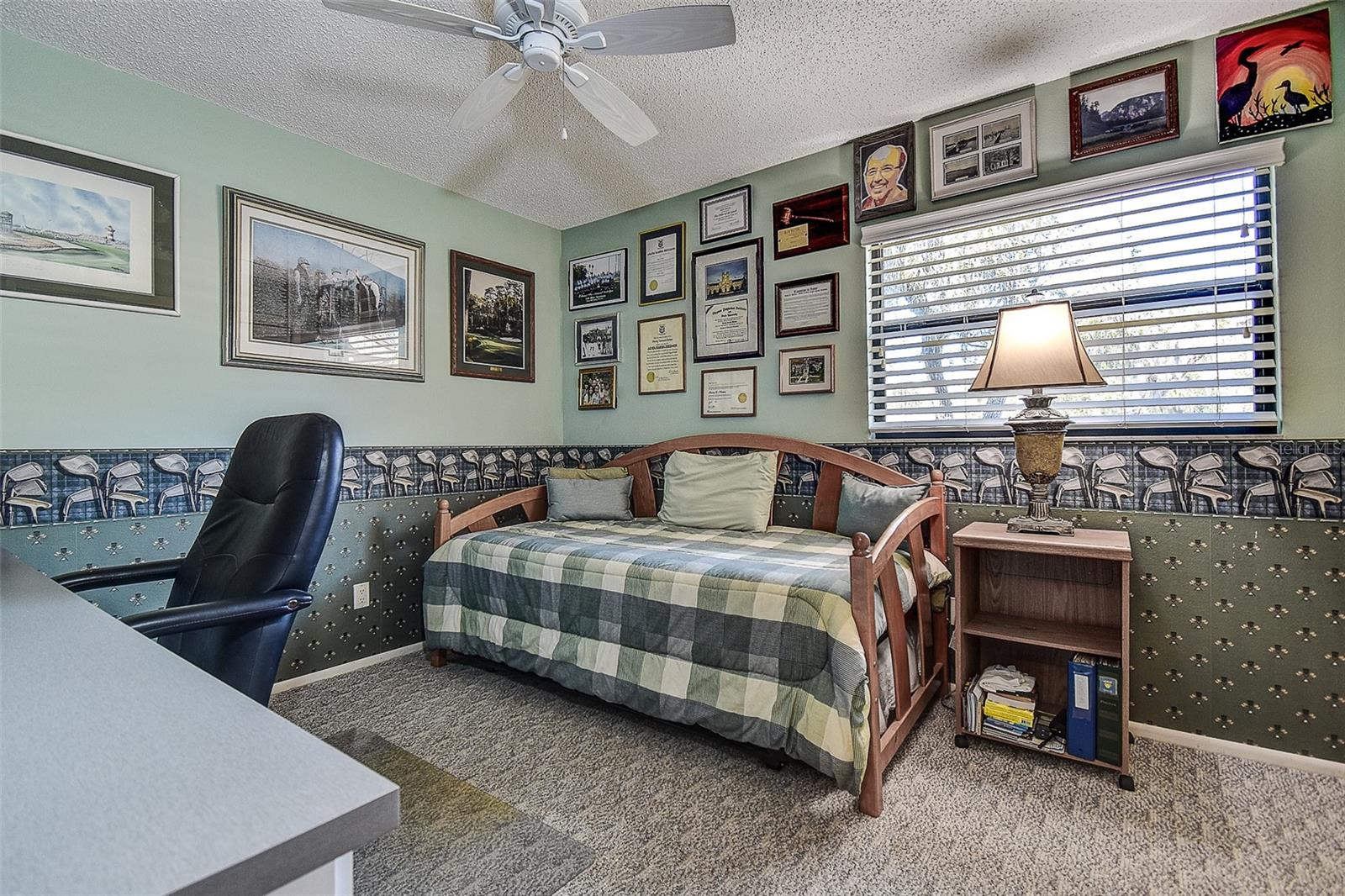 Image 25 of 40 For 140 Dale Place