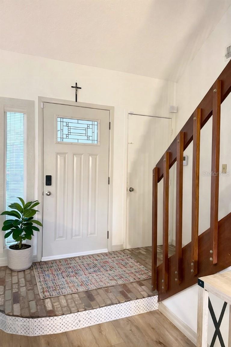 Image 2 of 37 For 1595 Shady Oak Drive