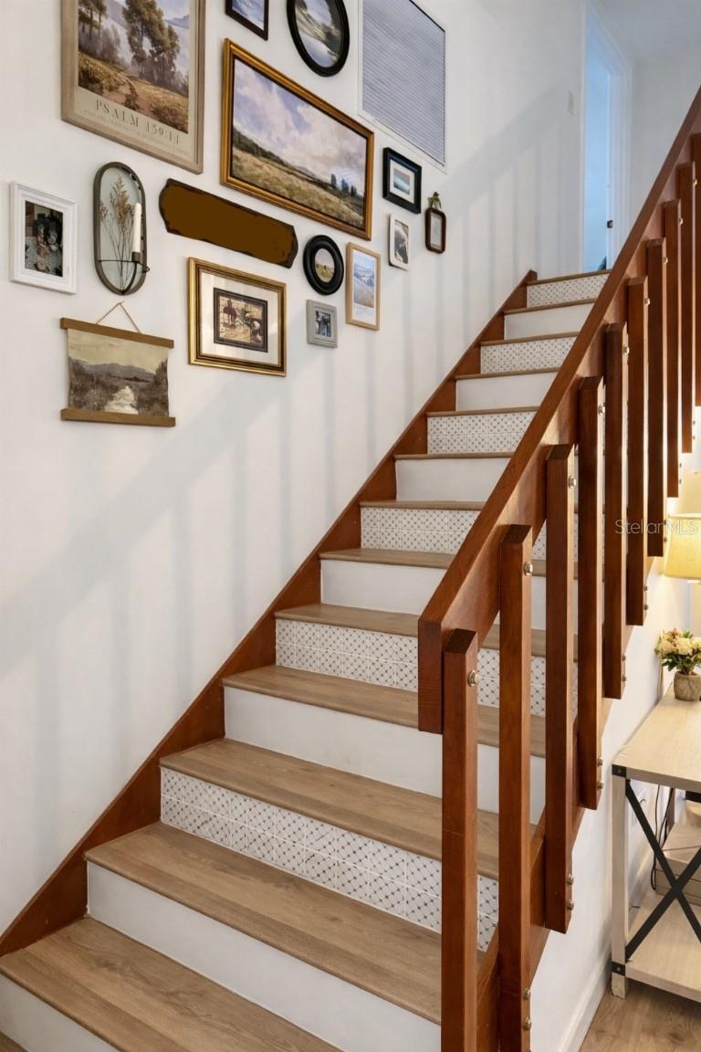 Image 3 of 37 For 1595 Shady Oak Drive