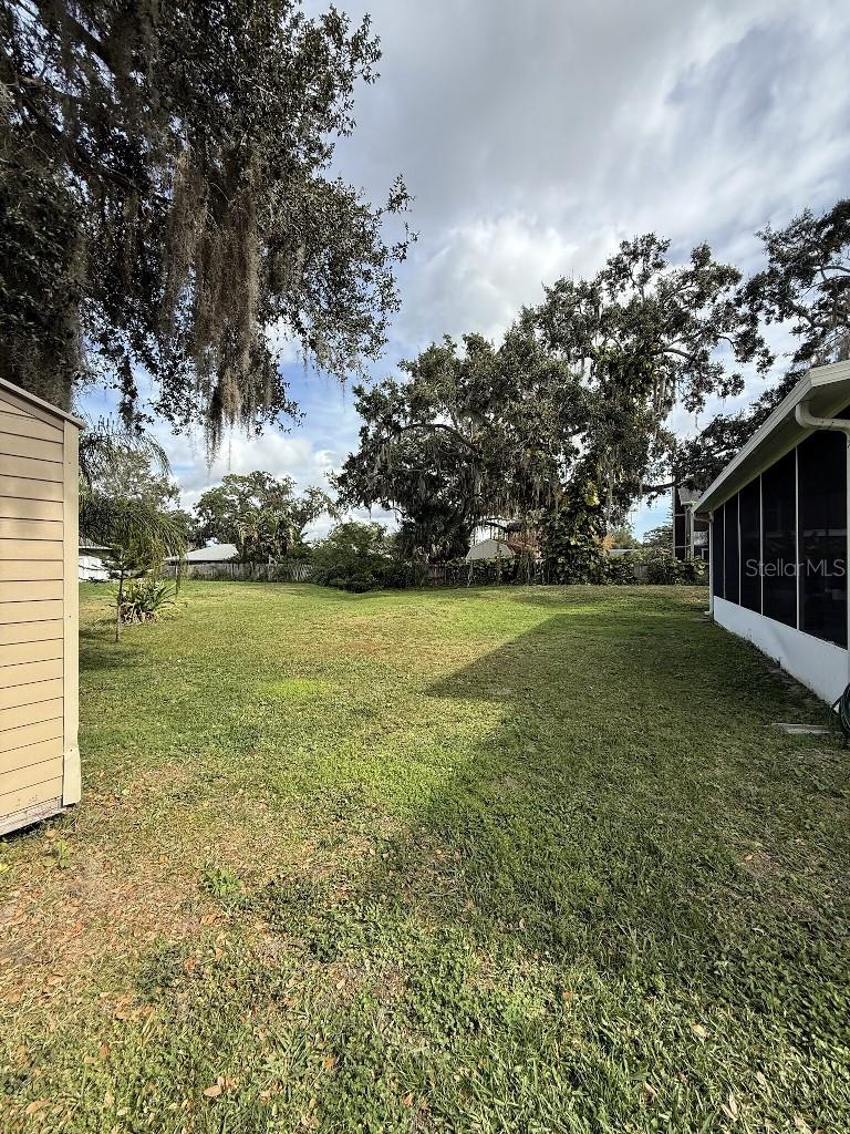 Image 35 of 37 For 1595 Shady Oak Drive