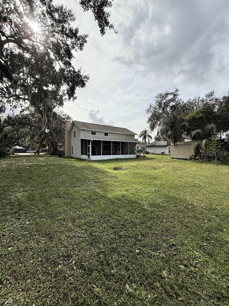 Image 37 of 37 For 1595 Shady Oak Drive