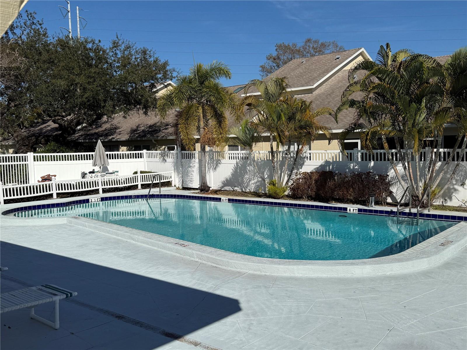 Image 3 of 4 For 682 Green Valley Rd Road Apt C-3