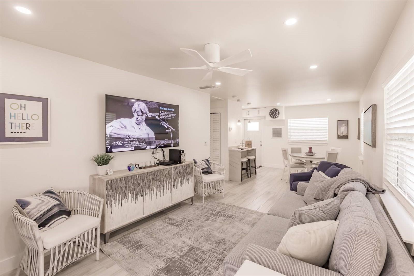 Image 3 of 18 For 6020 Midnight Pass Road 12