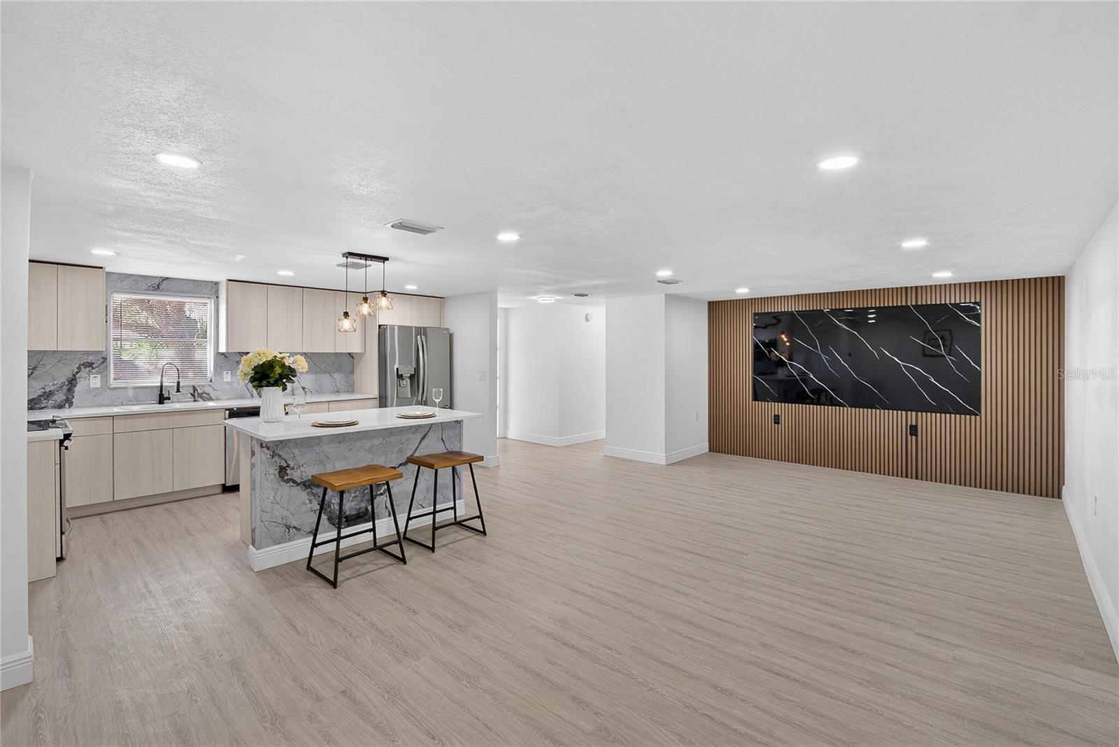 Image 15 of 87 For 5551 Mosaic Drive