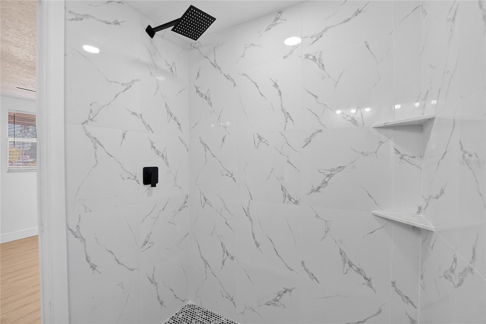 Image 24 of 87 For 5551 Mosaic Drive