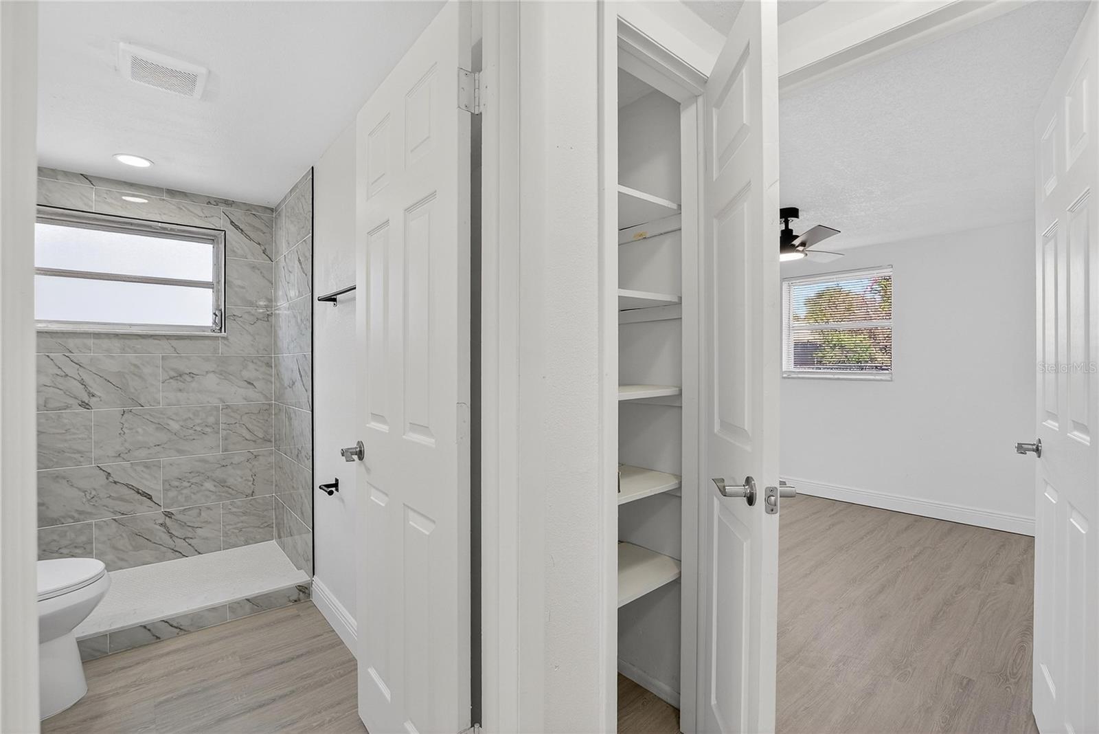 Image 26 of 87 For 5551 Mosaic Drive