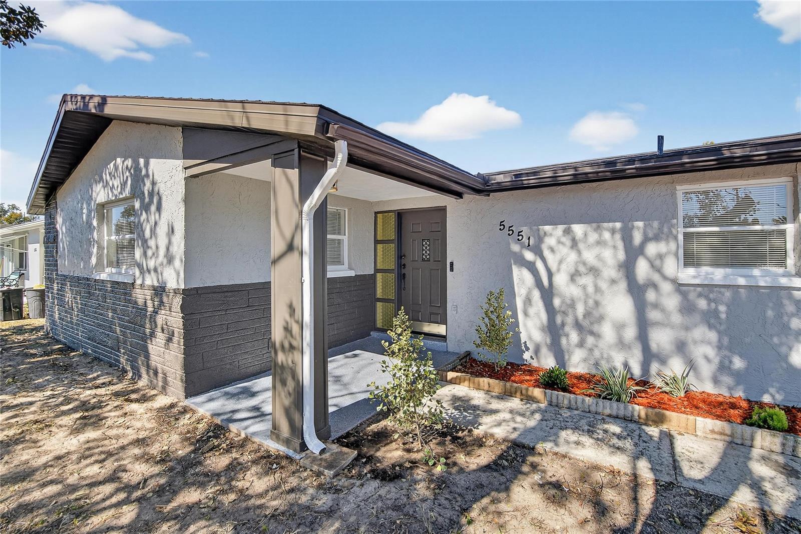 Image 54 of 87 For 5551 Mosaic Drive