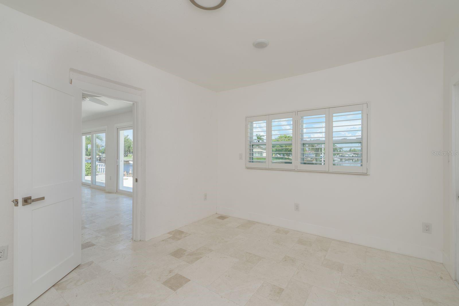 Image 36 of 65 For 4845 Shell Stream Boulevard