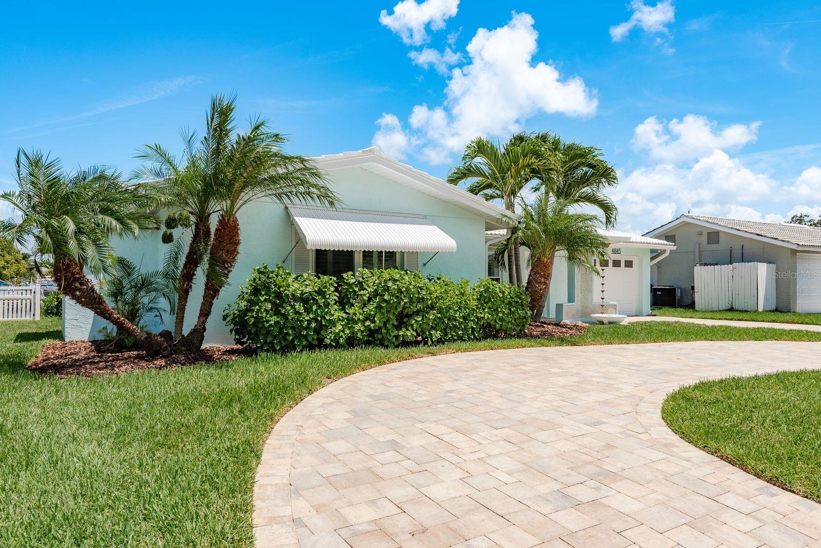 Image 6 of 65 For 4845 Shell Stream Boulevard