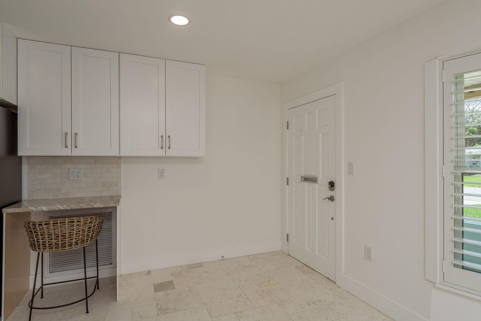 Image 9 of 65 For 4845 Shell Stream Boulevard