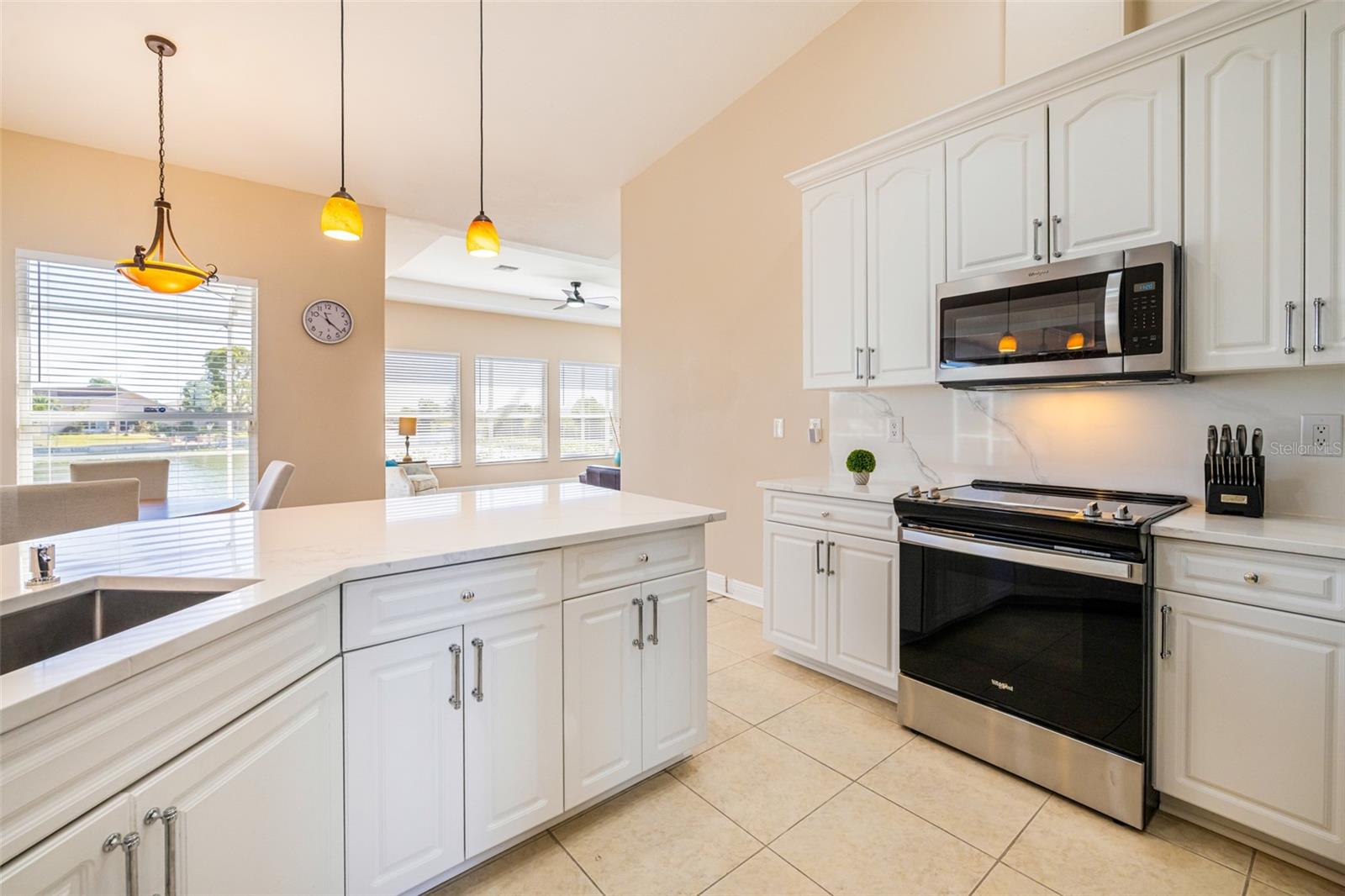 Image 17 of 54 For 613 4th Place