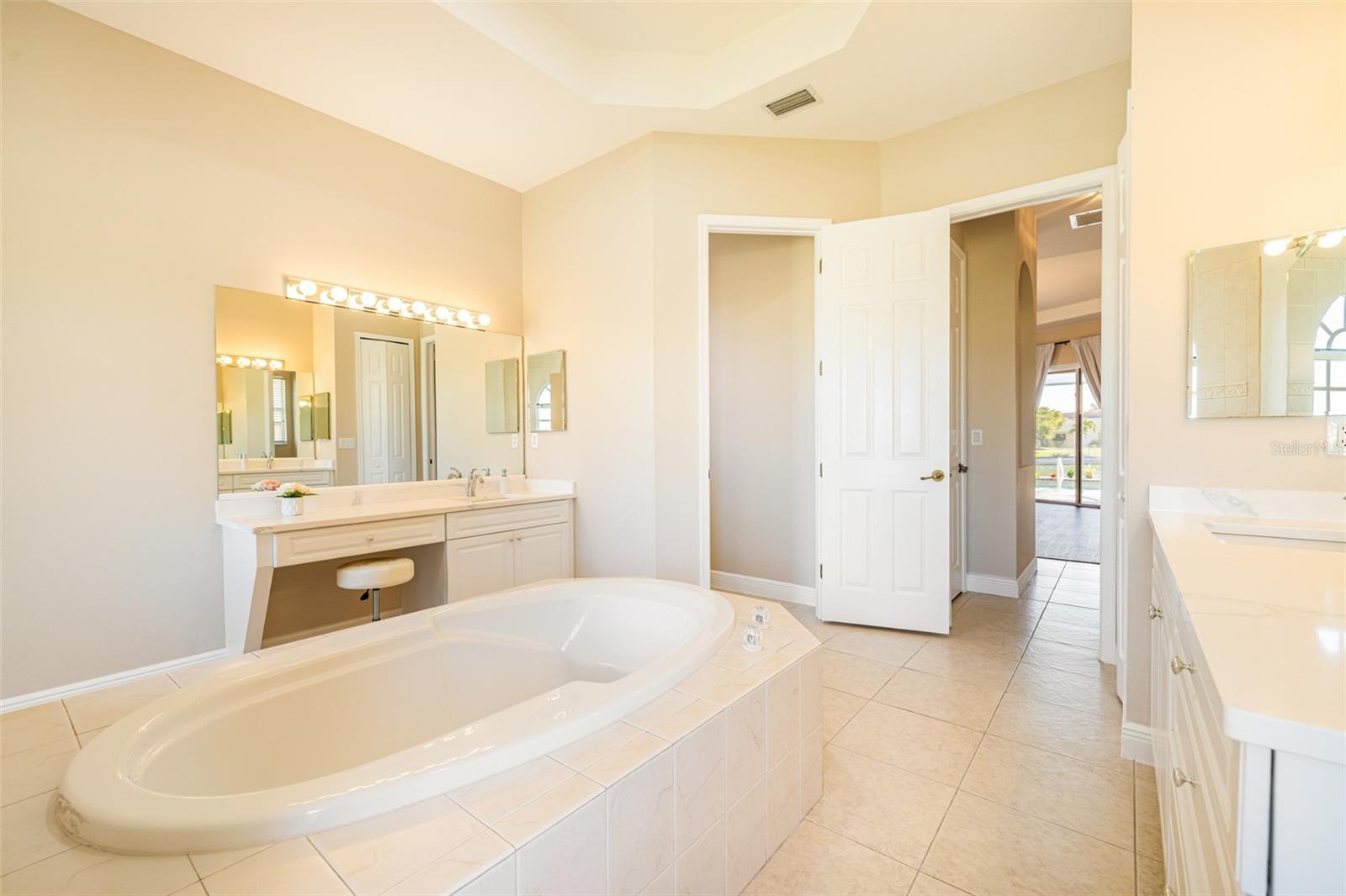 Image 28 of 54 For 613 4th Place