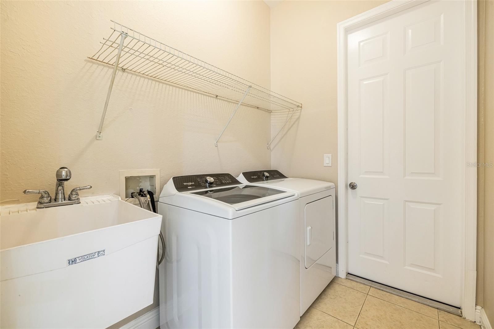 Image 37 of 54 For 613 4th Place