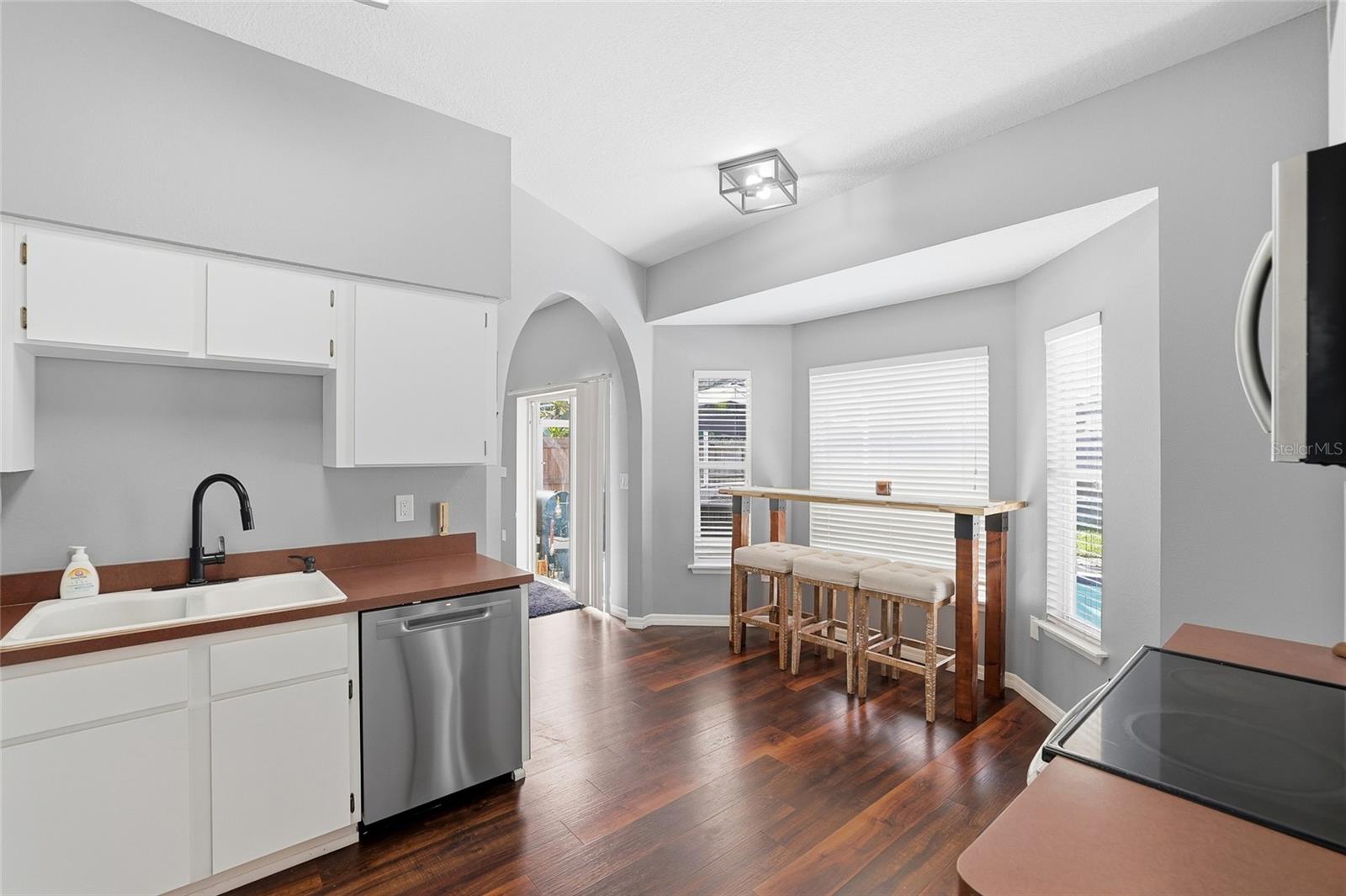 Image 18 of 50 For 11235 Clayridge Drive