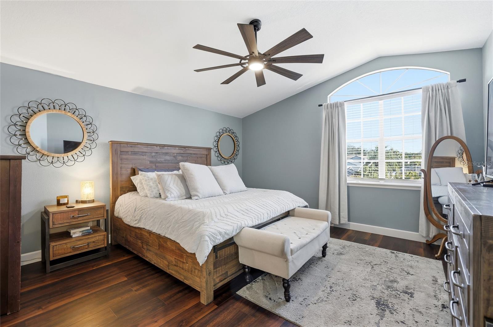 Image 22 of 50 For 11235 Clayridge Drive