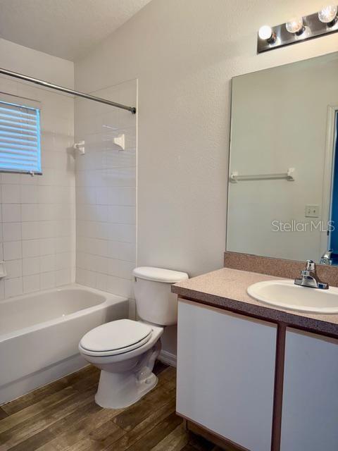 Image 13 of 22 For 501 Broken Limb Place