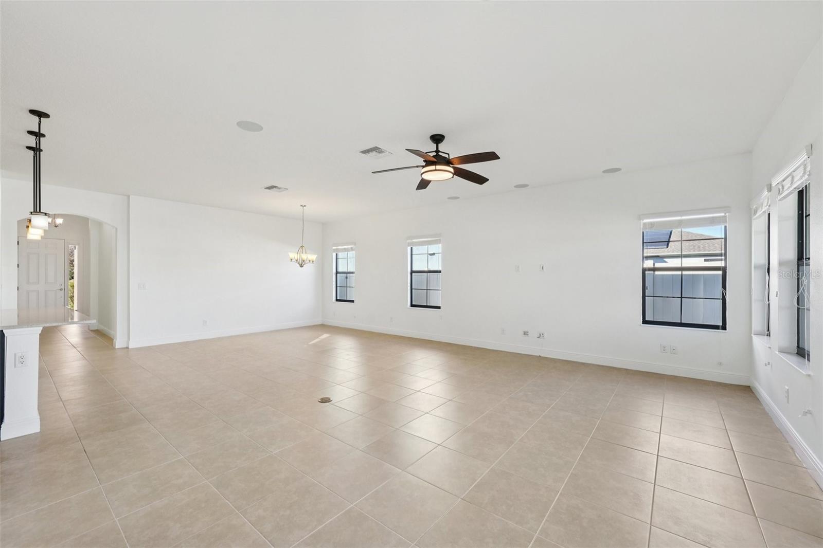 Image 4 of 48 For 32451 Natural Bridge Road