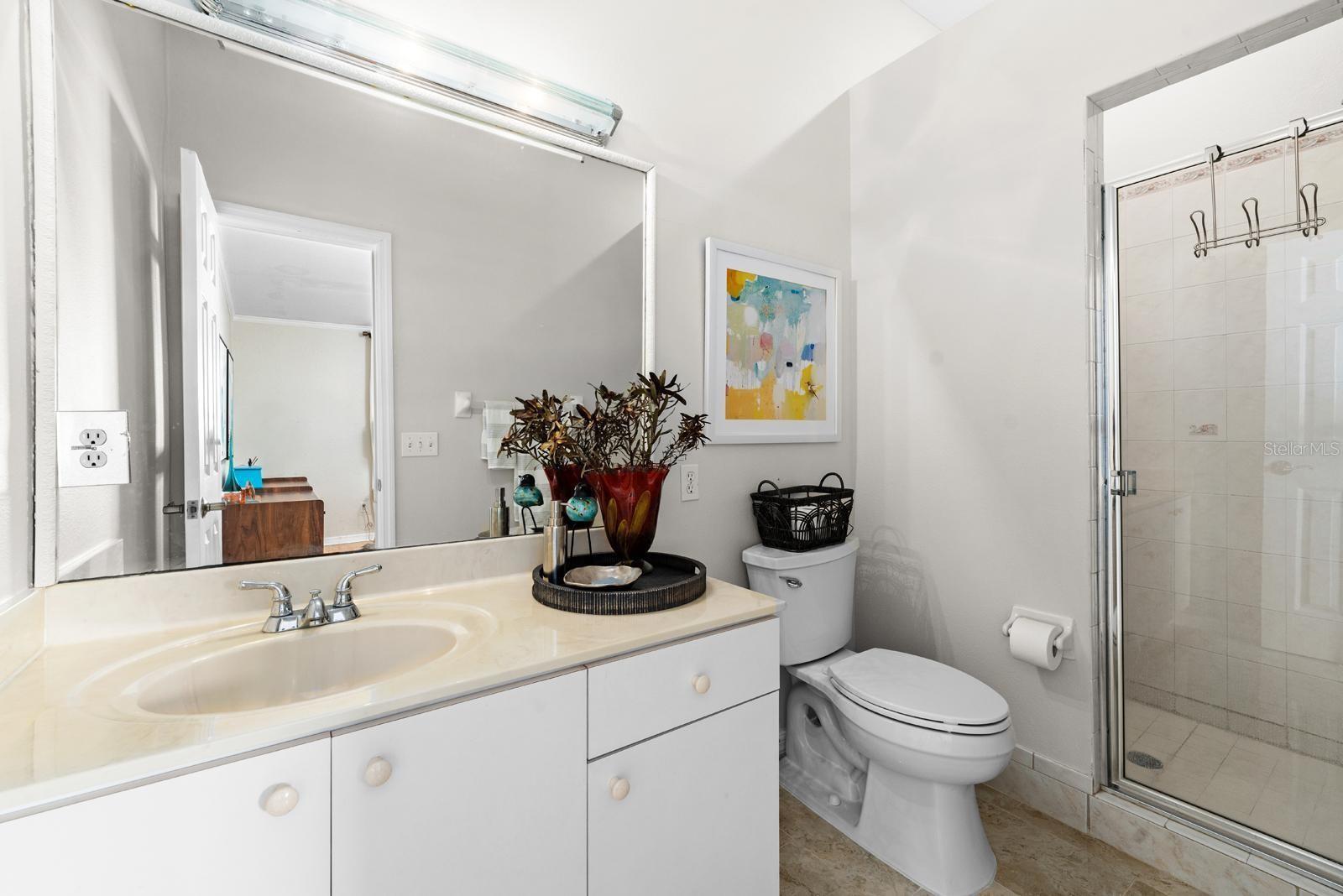 Image 19 of 31 For 1117 Pinellas Bayway S 306