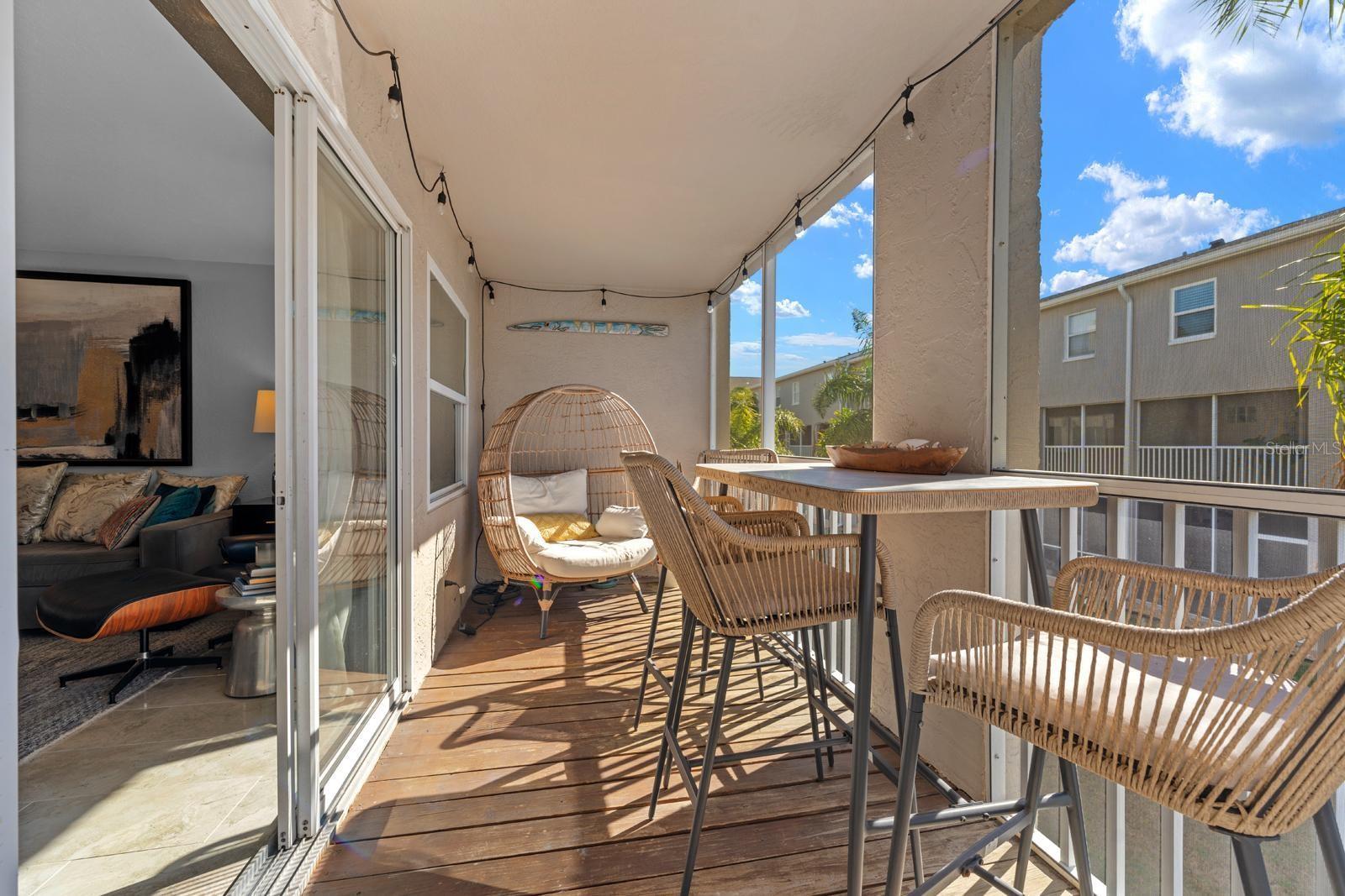 Image 21 of 31 For 1117 Pinellas Bayway S 306