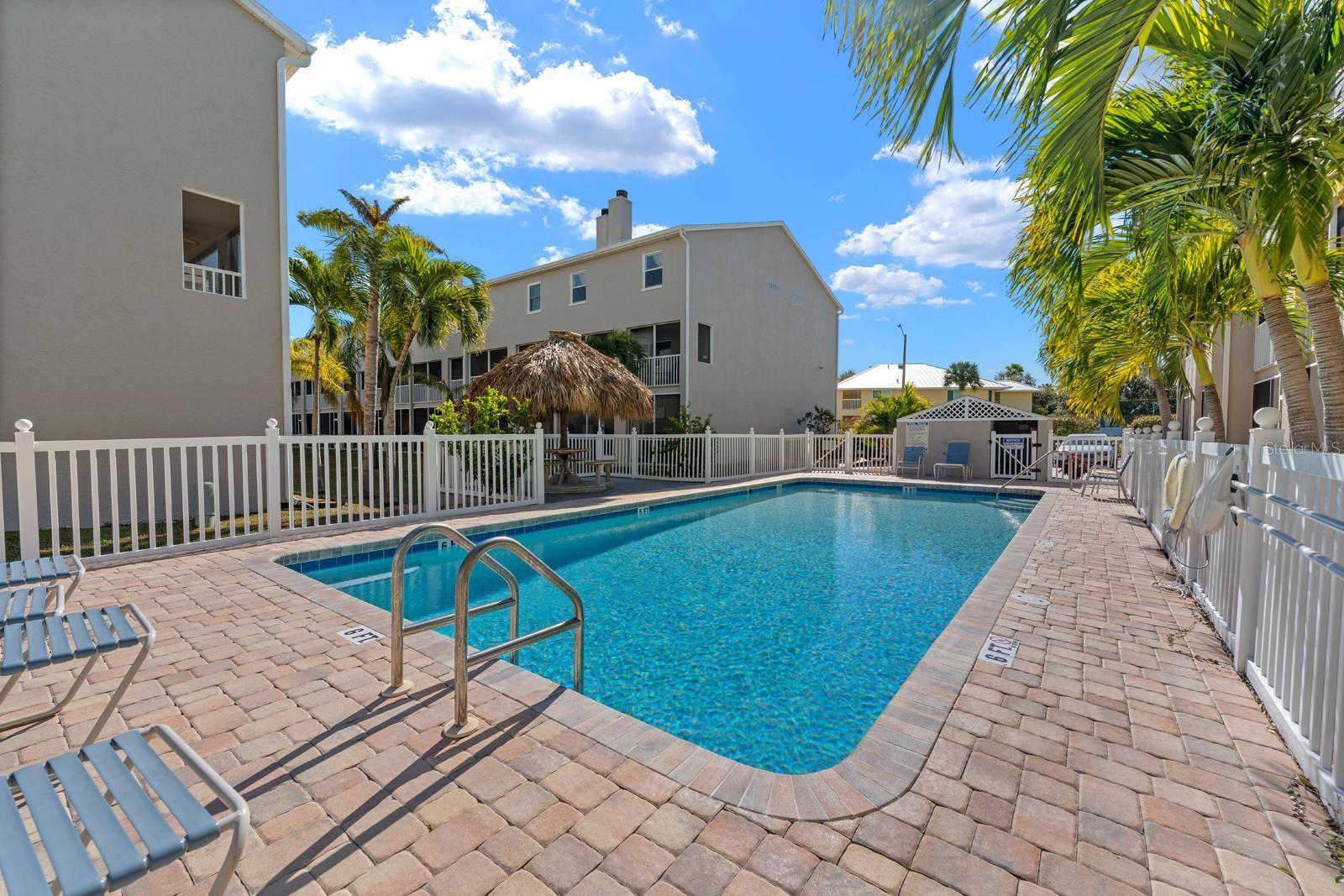 Image 22 of 31 For 1117 Pinellas Bayway S 306