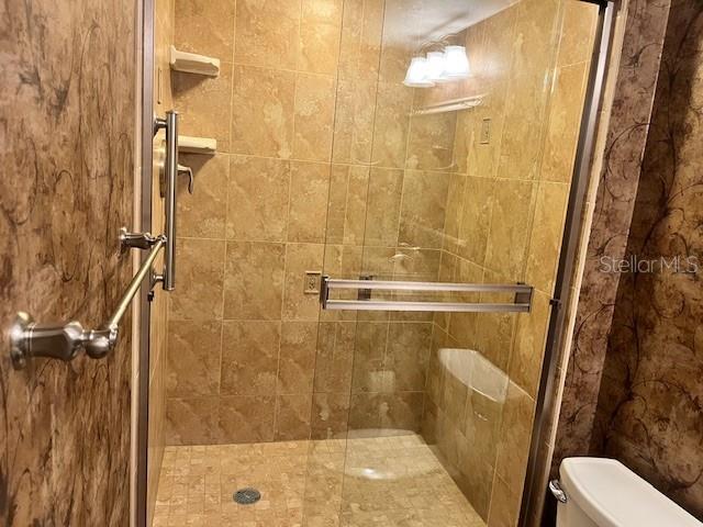 Image 33 of 36 For 6 Belleview Boulevard 801