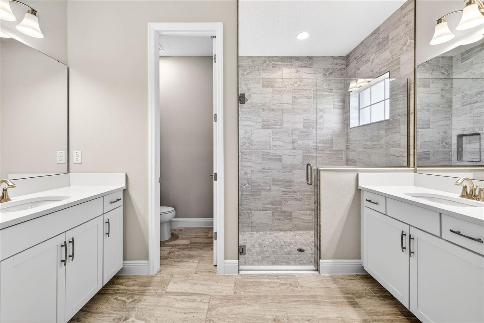 Image 22 of 50 For 6394 Roadstead Court