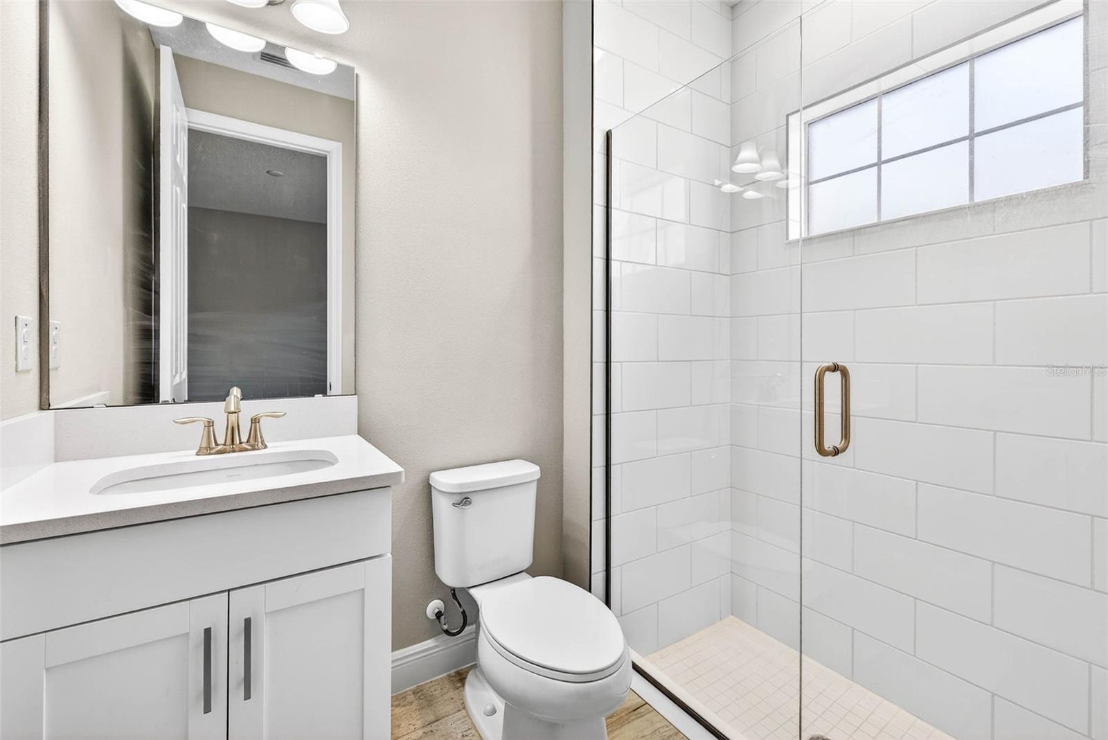 Image 28 of 50 For 6394 Roadstead Court