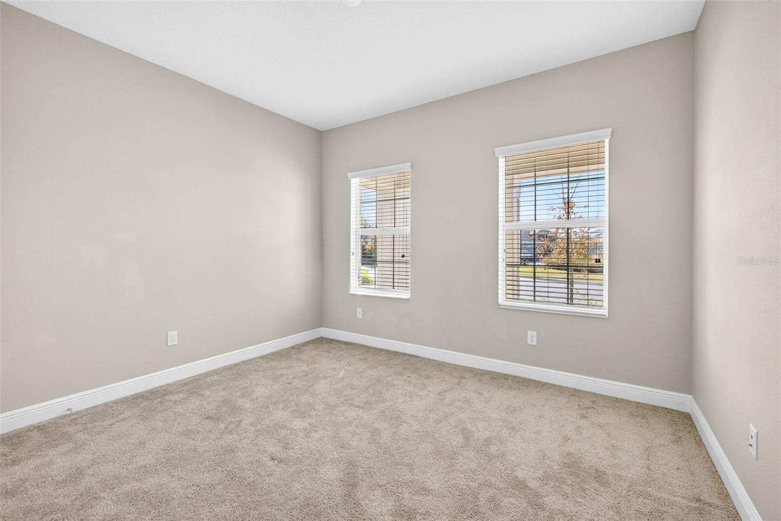 Image 29 of 50 For 6394 Roadstead Court