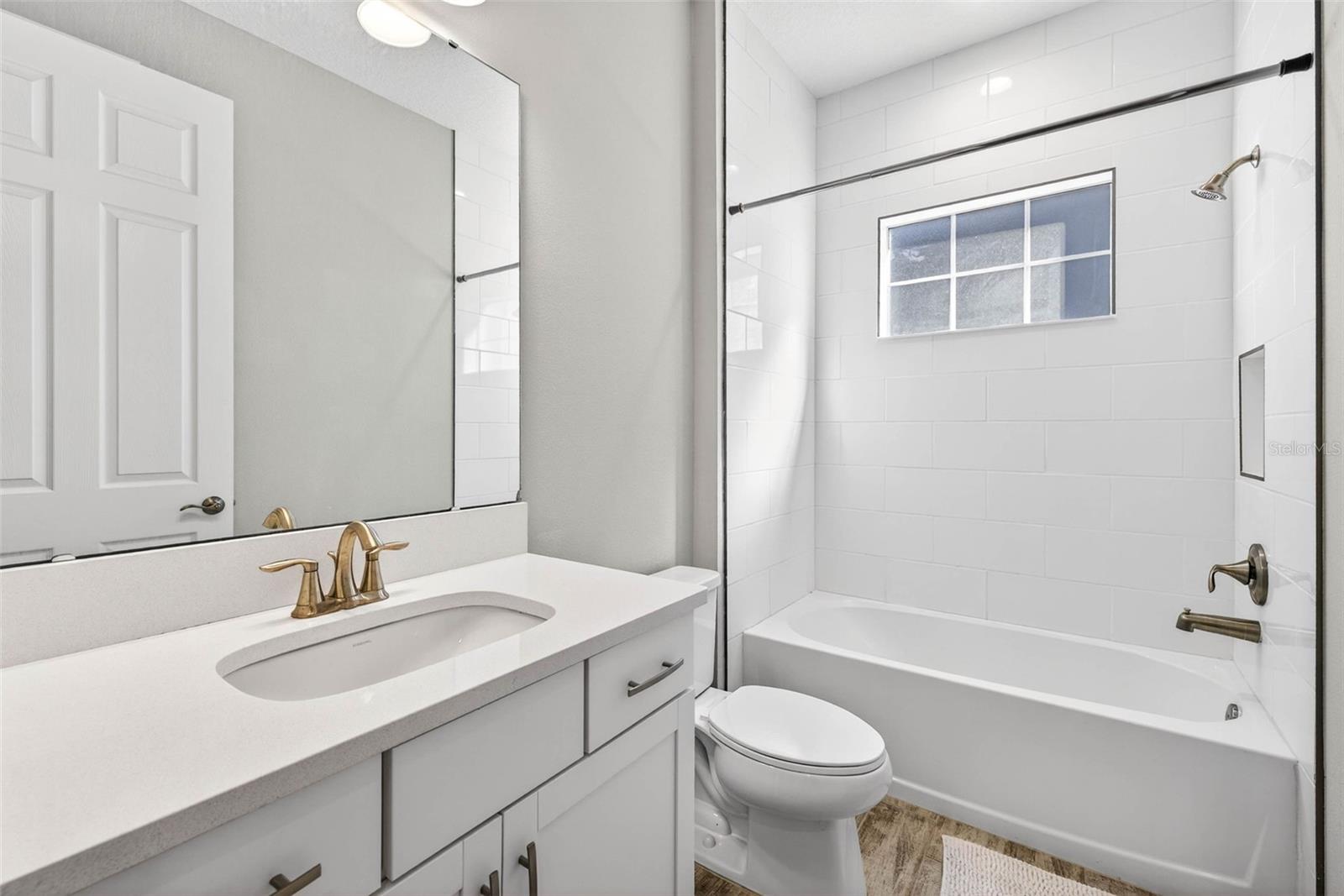 Image 31 of 50 For 6394 Roadstead Court