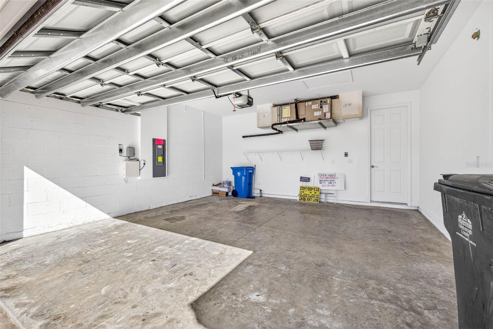 Image 32 of 50 For 6394 Roadstead Court