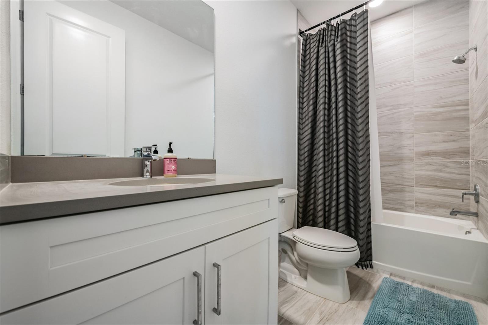 Image 23 of 41 For 9916 Key Haven Road