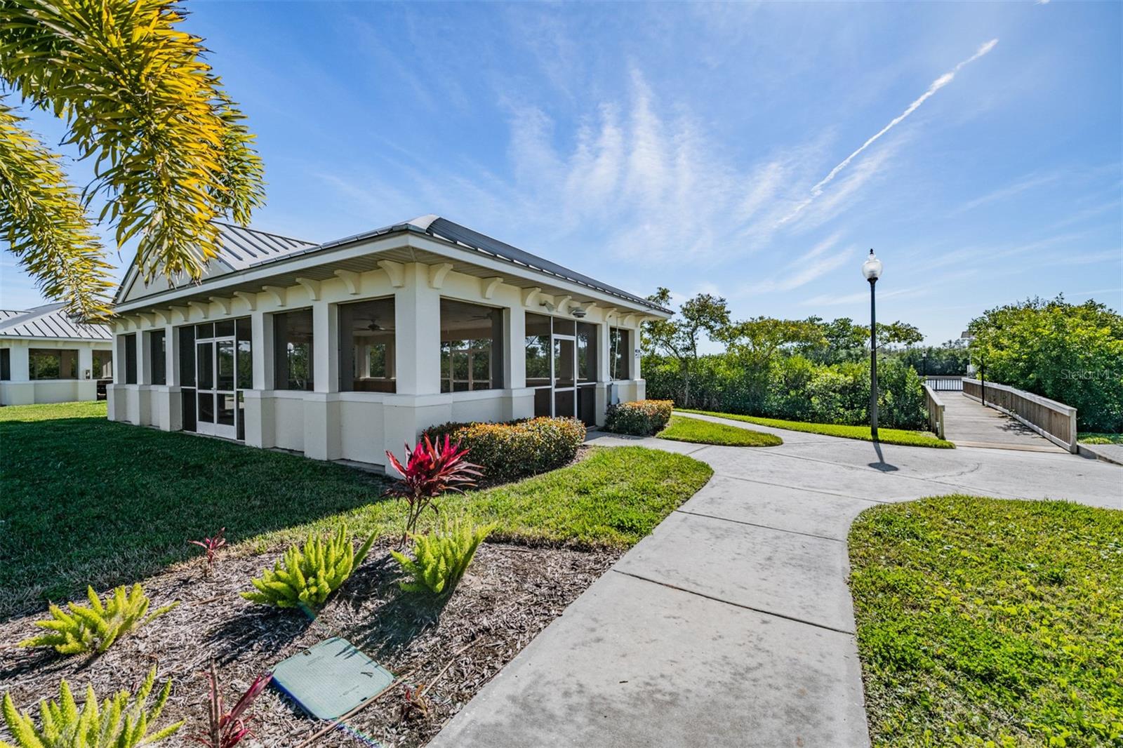 Image 29 of 41 For 9916 Key Haven Road