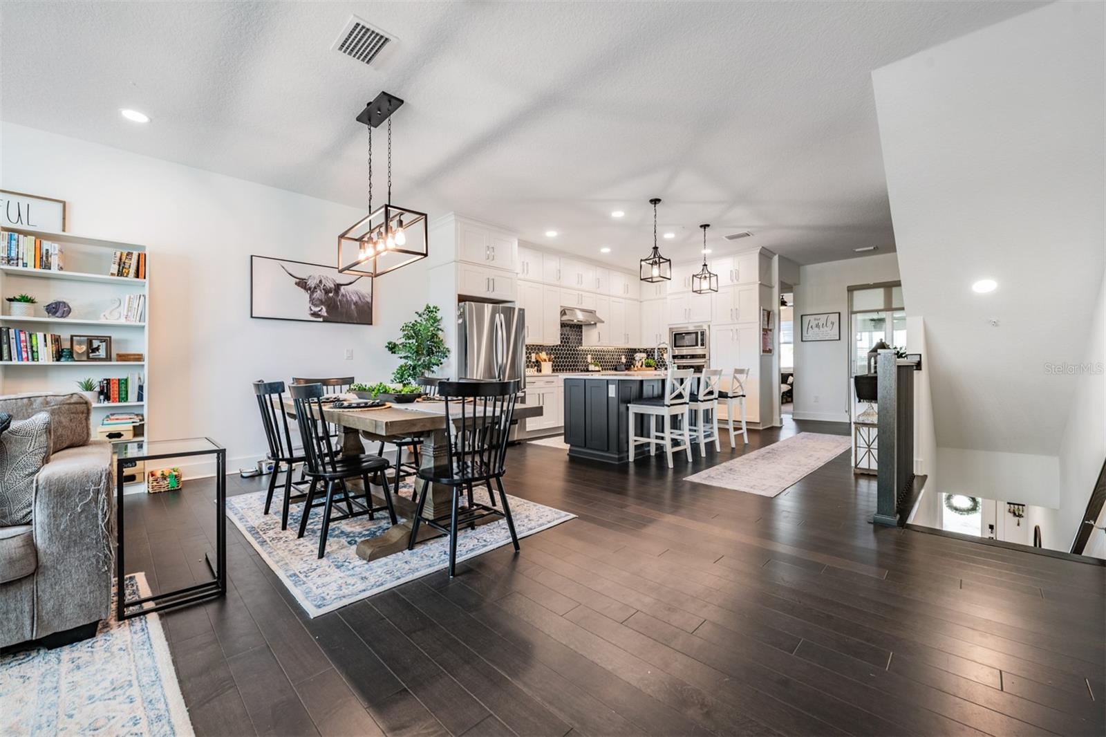 Image 8 of 41 For 9916 Key Haven Road