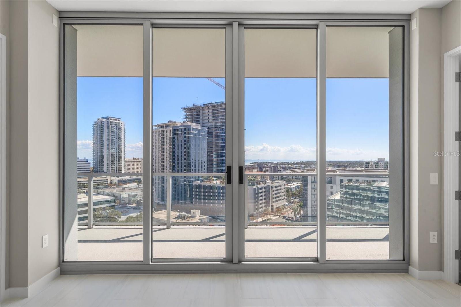 Listing photo id 10 for 400 Central Avenue 1203