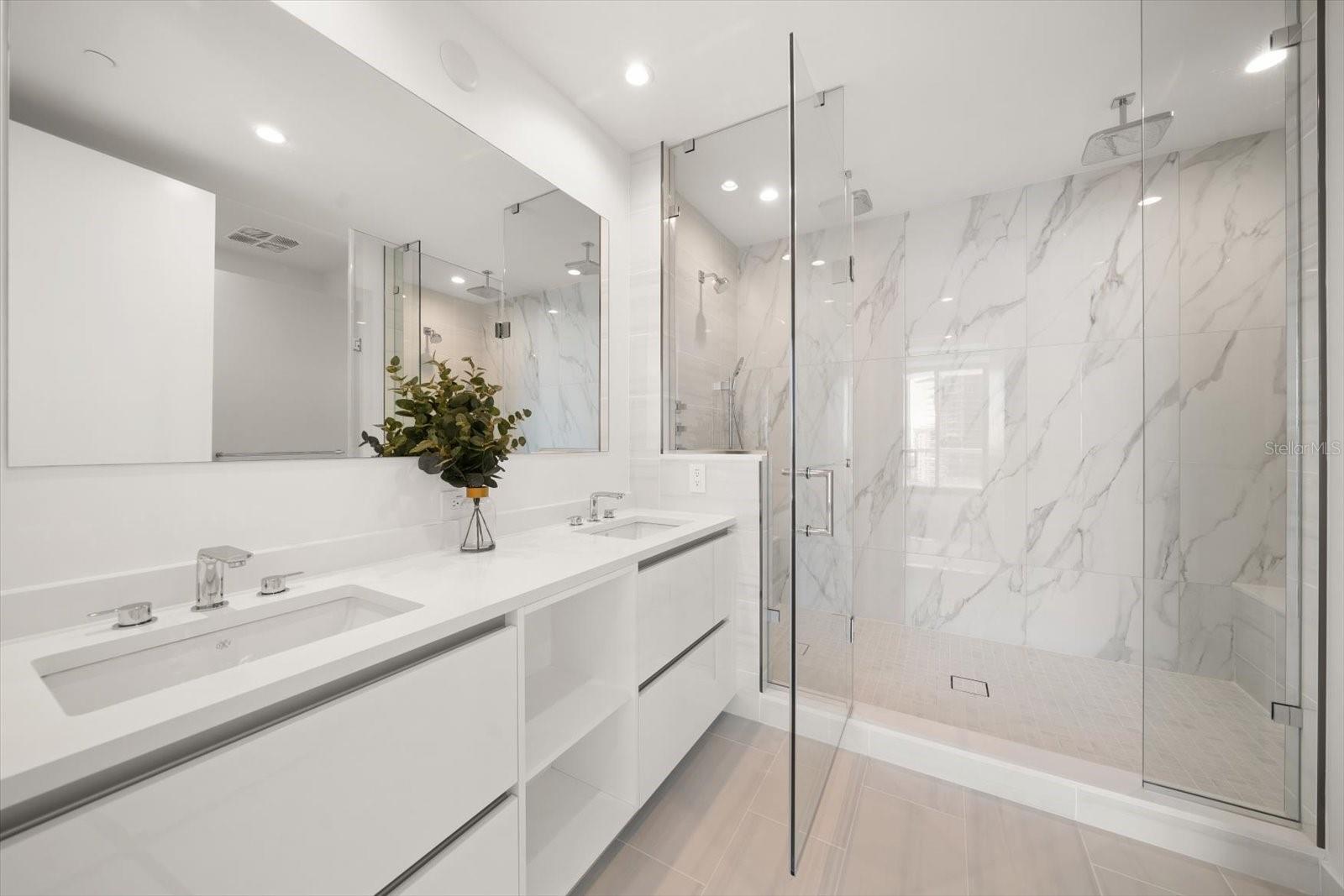 Listing photo id 15 for 400 Central Avenue 1203