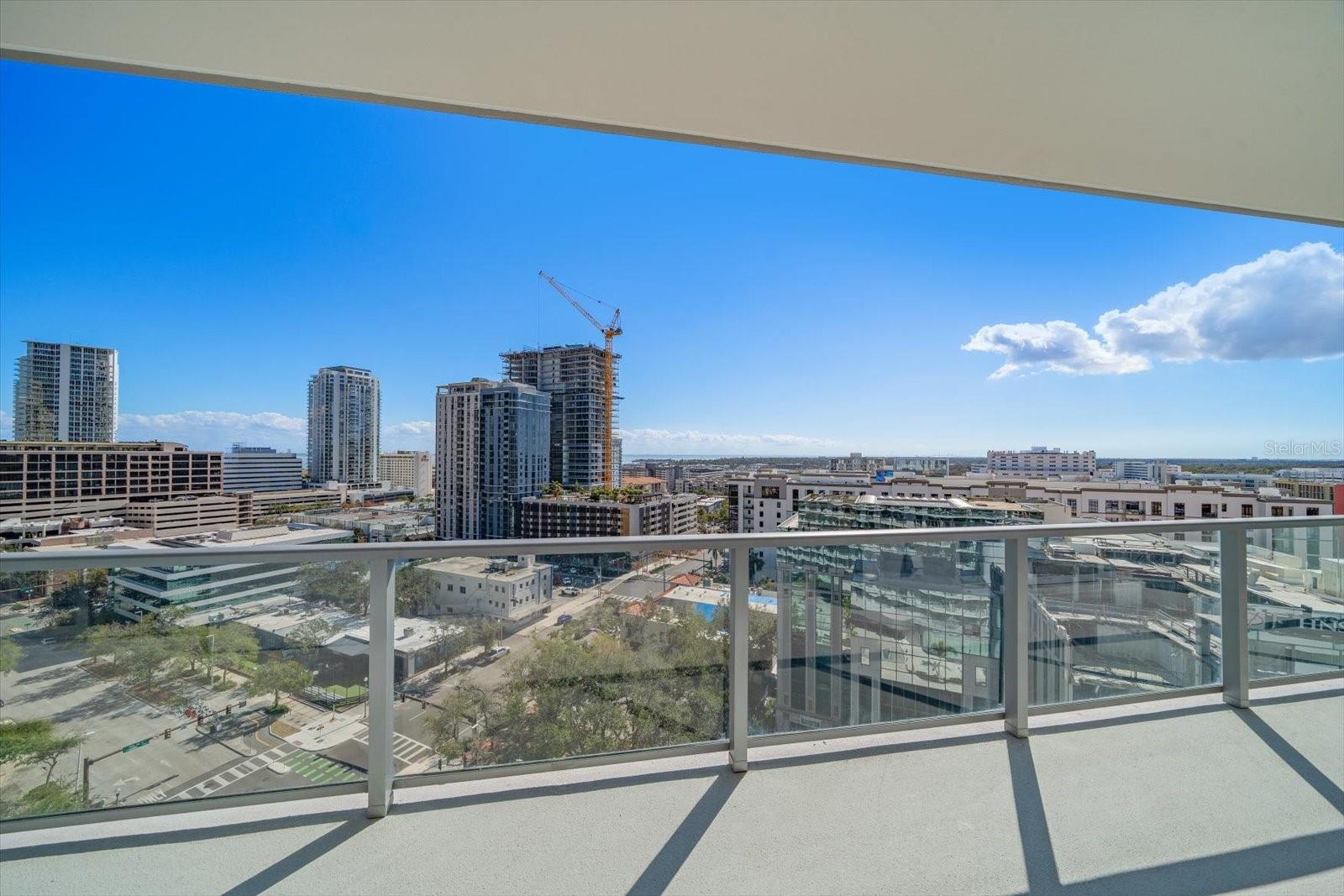 Listing photo id 2 for 400 Central Avenue 1203