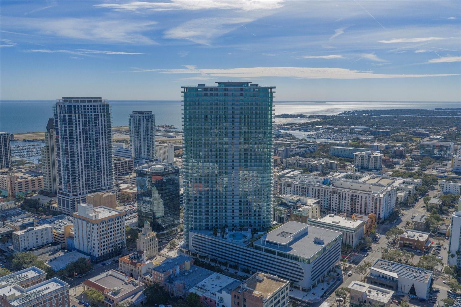 Listing photo id 45 for 400 Central Avenue 1203